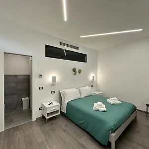 San Saba Street 52 , Roma Italia