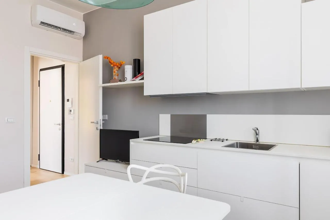 Crociali Apartment By Wonderful Italy Bologna 0*,